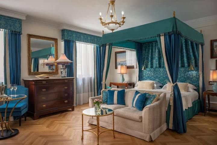Hotel per 3 persone, con panorama e terrazza, con animali domestici in Scalinata di Trinità dei Monti