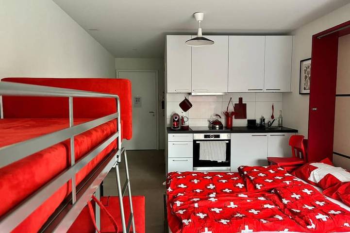 Gîte pour 4 personnes, avec balcon à Pully - 2