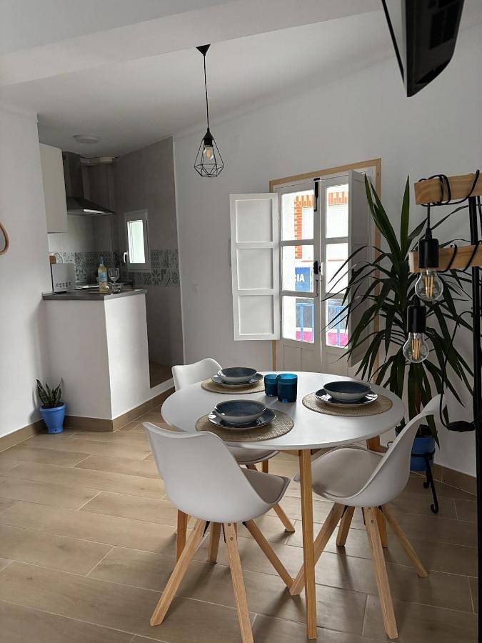 Ferienwohnung für 2 Personen, mit Ausblick und Balkon - 1