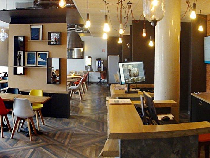 Hôtel pour 3 personnes, avec terrasse, animaux acceptés à Poisy