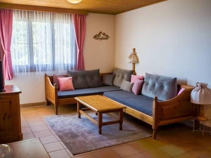 Ferienwohnung für 2 Personen, mit Balkon, kinderfreundlich in Gerlitzen