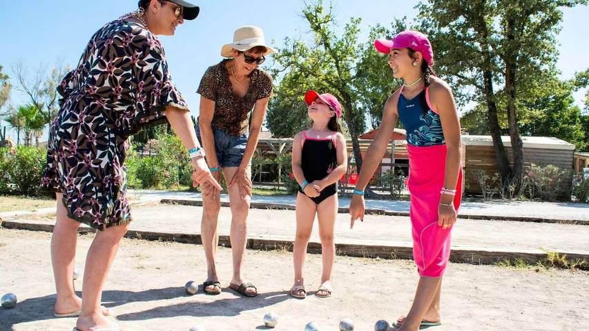 Camping pour 6 personnes, avec terrasse et piscine sur la Côte d'Azur - 4