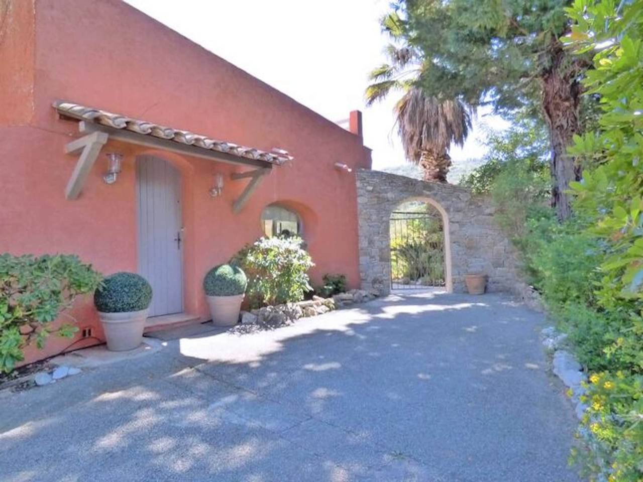 Appartement entier, Maisons & Villas pour 6 Personnes in Le Plan-de-la-Tour, Côte méditerranéenne (France)
