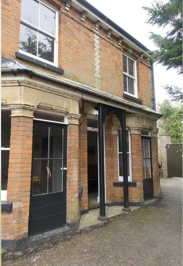 Holiday rental for 2 people, with garden and view in Dover
