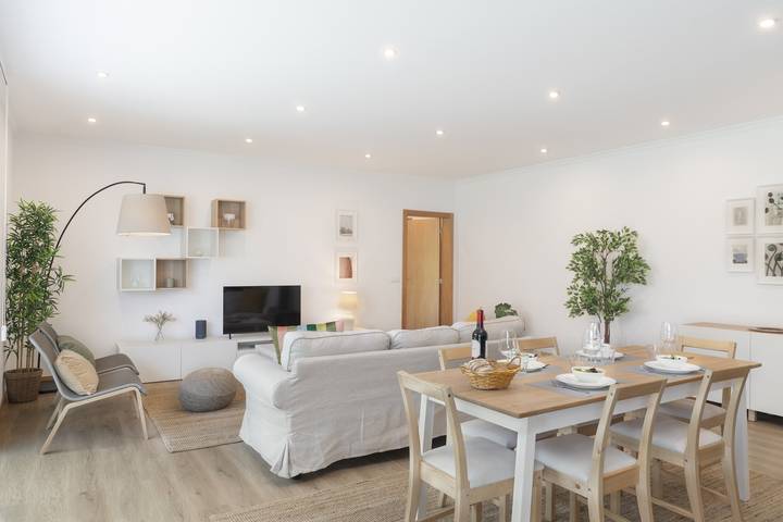 Ferienhaus für 8 Personen, mit Garten und Balkon - 1