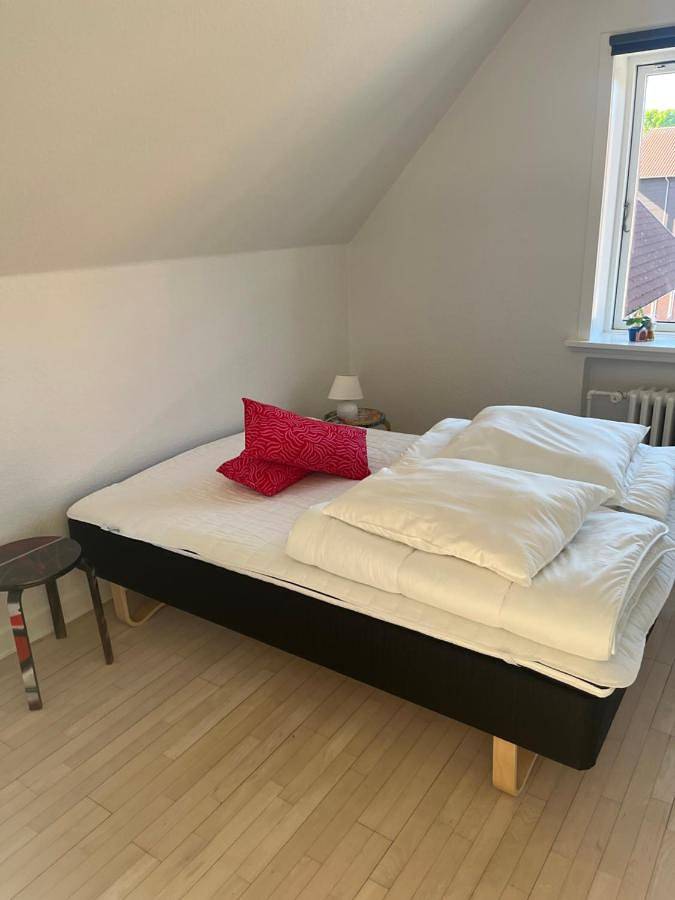 Ferielejlighed for 4 personer, med have - 1
