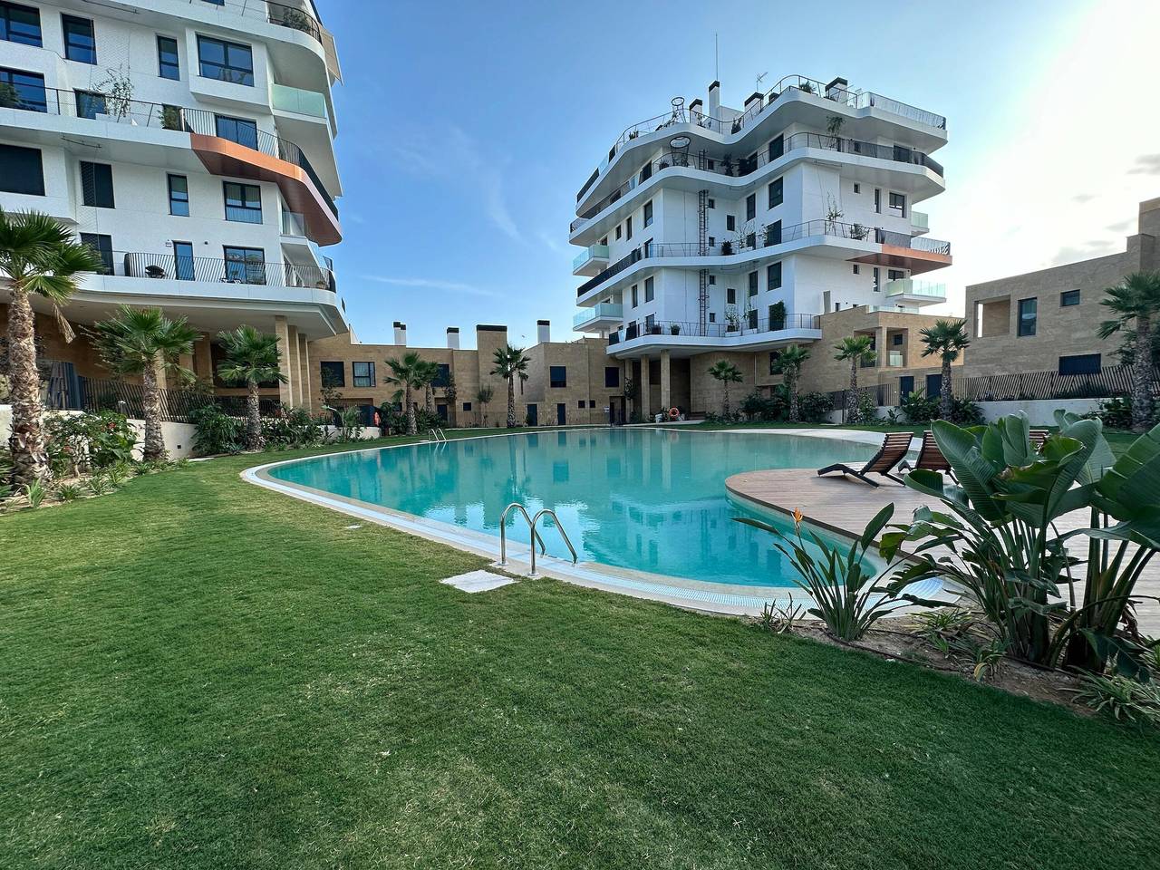 Apartamento entero, Gran duplex con jardín en playa del Torres in Villajoyosa, Costa Blanca