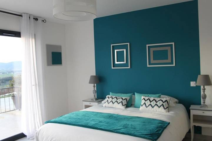 Chambre d’hôte pour 2 personnes, avec Terrasse ainsi que Jardin et Vue