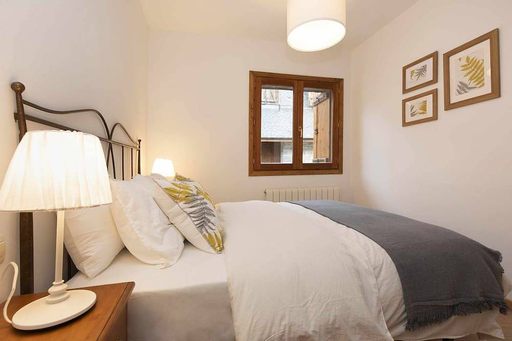 Entire apartment, Rincón del Pueyo by Bevalle in Panticosa, Spanish Pyrenees