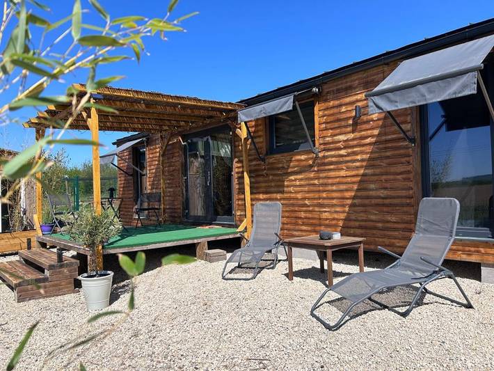 Maison de campagne pour 2 personnes, avec jardin ainsi que vue et terrasse dans Cheminot