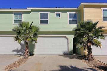 Vacation Home for 10 Guests in Port Aransas, Mustang Island, Picture 1