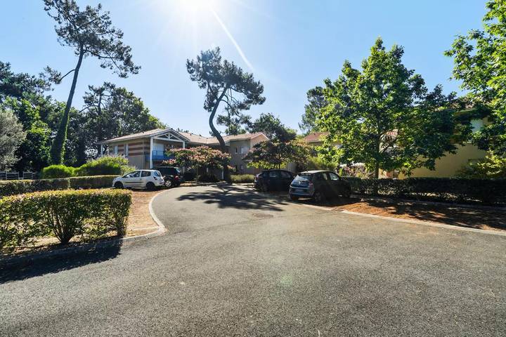 Ferienwohnung für 6 Personen, mit Terrasse und Garten sowie Pool und Ausblick in Soulac-sur-Mer - 3