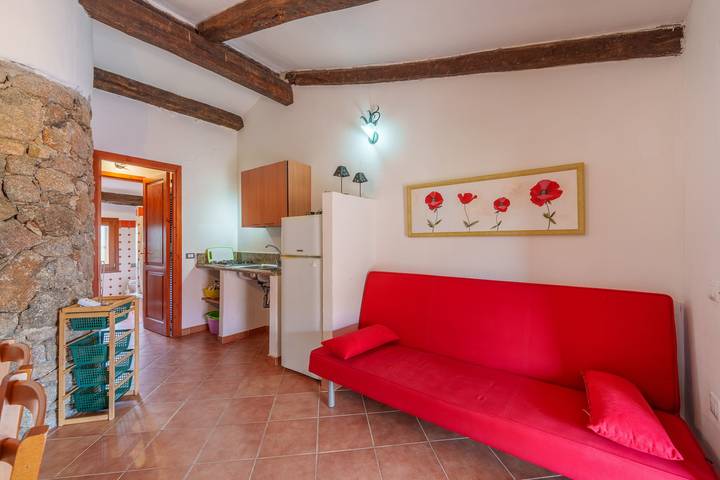 Casa vacanze 'Lu Stazzu Di Tarraolta 5 Superior' con terrazza privata e giardino condiviso in Gallura