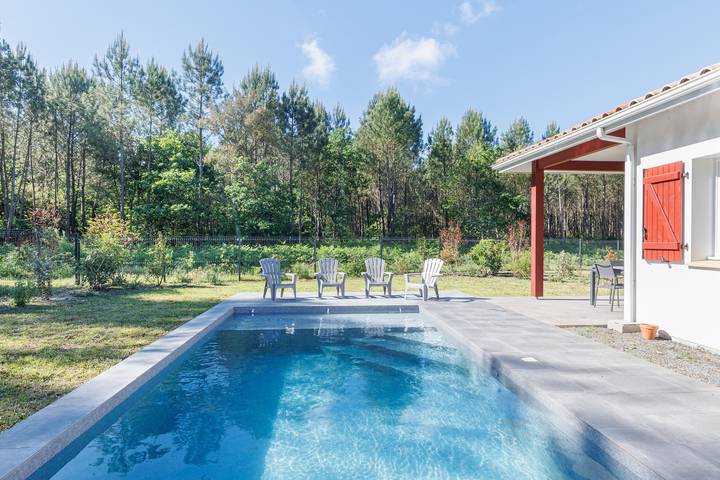 "Villa des Bourdaines" avec piscine privée - Conciergerieland in Vielle-Saint-Girons, Côte d’Argent