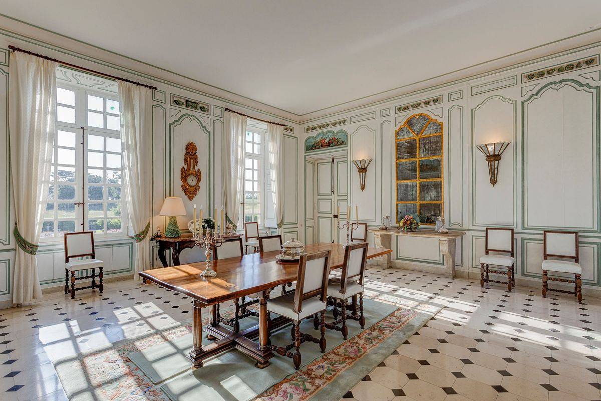 Château pour 14 personnes avec piscine in Fontenay-sur-Mer, Région de Cherbourg