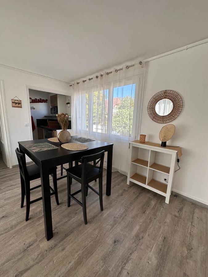 Gîte pour 2 personnes, avec balcon dans Plage Riva-Bella - 3