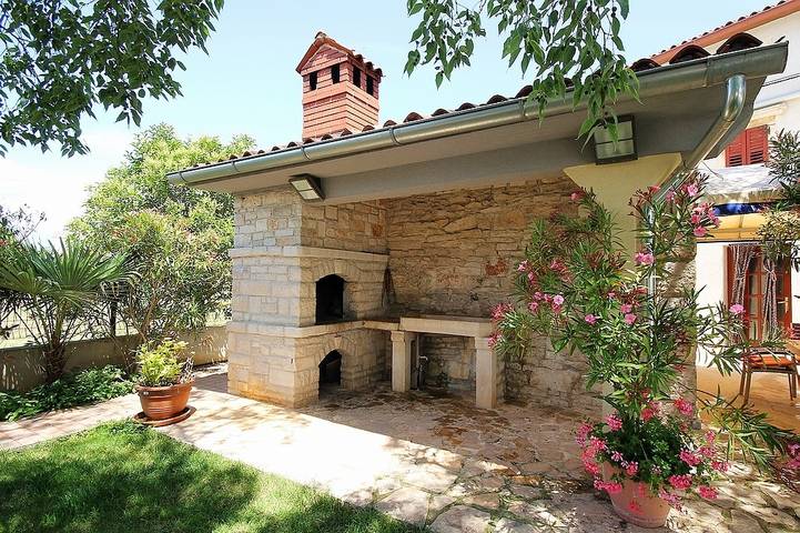 Ganze Wohnung, Appartement mit Pool, WLAN, Klima, BBQ in Krnica, Marčana
