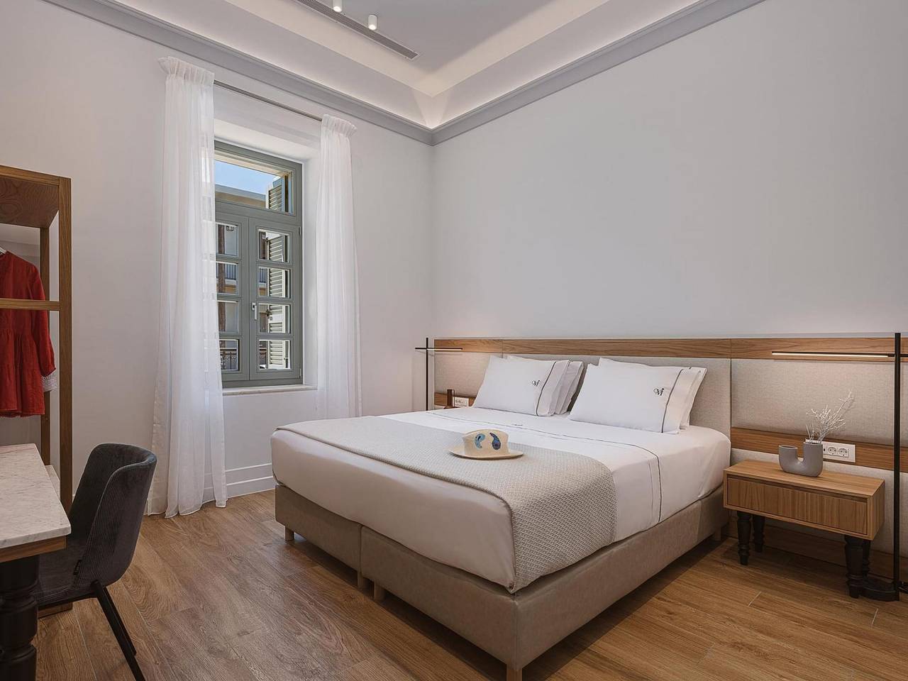 City Moments Villa Ι Free* Indoor Heated Pool in Chania region