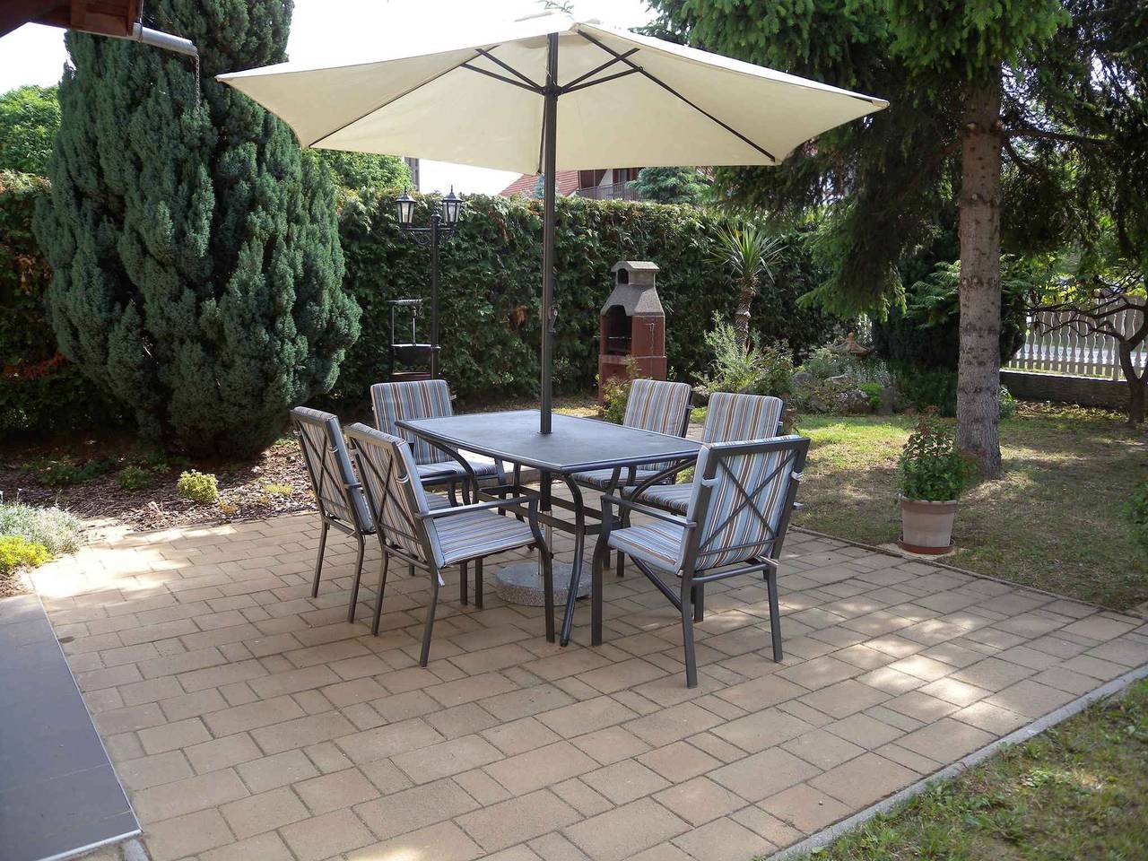 Ganze Ferienwohnung, Ferienwohnung mit Wlan, Grill und Klimaanlage  in Balatonkeresztur, Plattensee Südufer