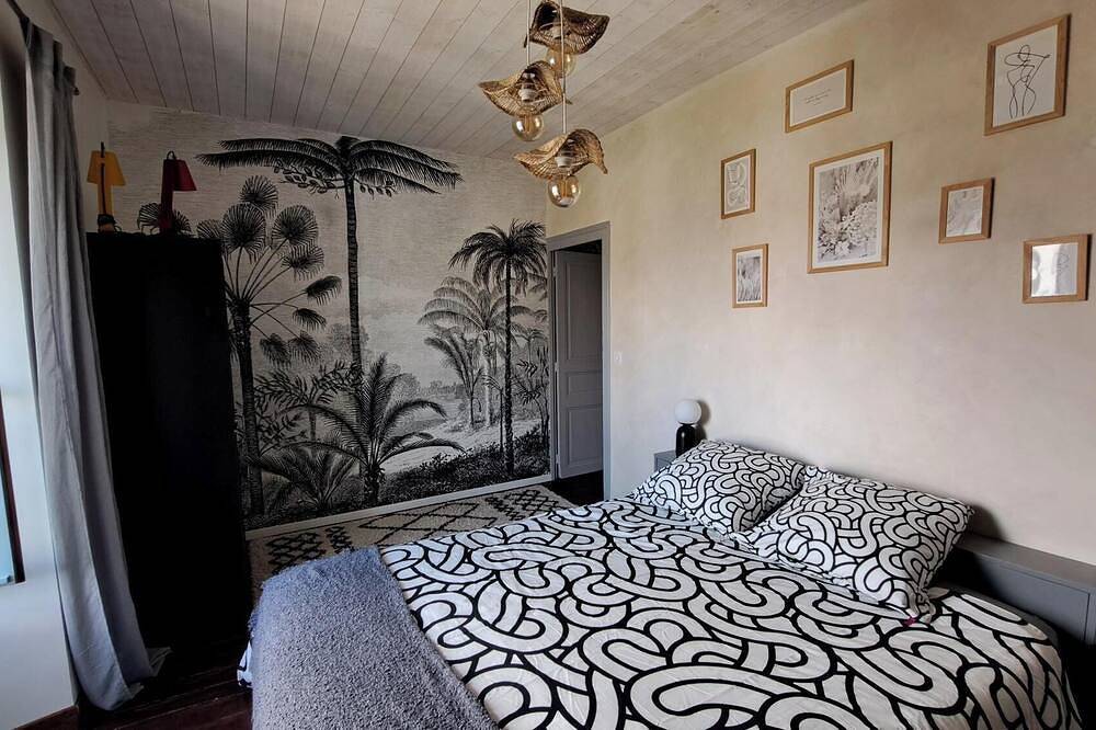 Charming 4-star residence La Katora with heated indoor pool in Angles, Vendée