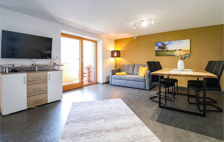 Ganze Ferienwohnung, Appartement mit Bergblick, WiFi und Parkplatz in Sonntag, Bezirk Bludenz