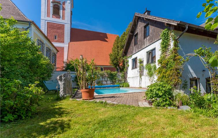 Ferienwohnung für 4 Personen, mit Pool und Terrasse sowie Garten - 1