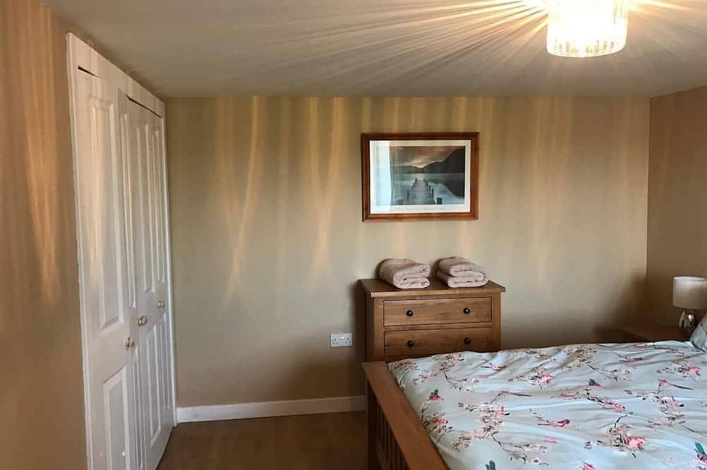 Kettle Cottage - Pet friendly, cosy Hebridean Cottage on North Uist in North Uist, Outer Hebrides