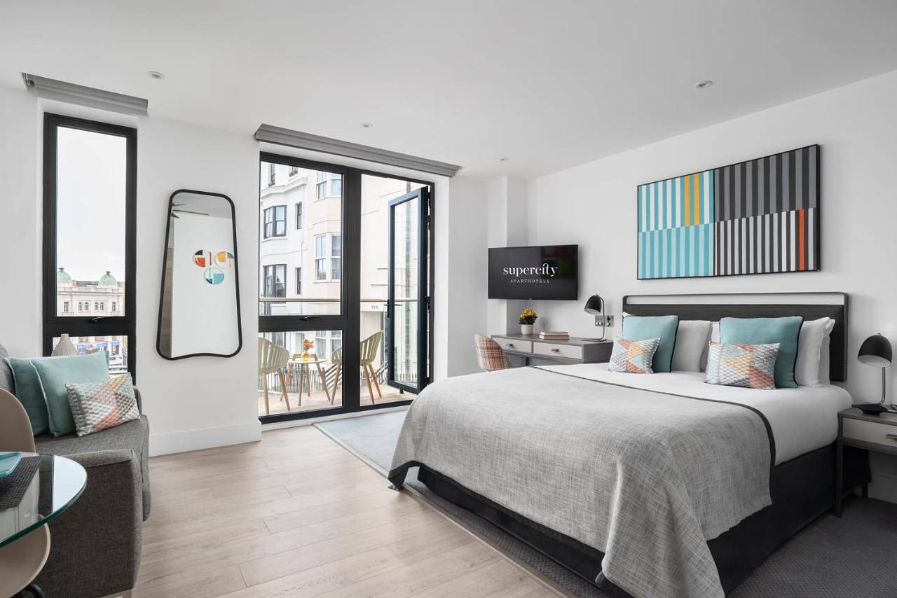 Q Square by Supercity Aparthotels in Brighton, Sussex