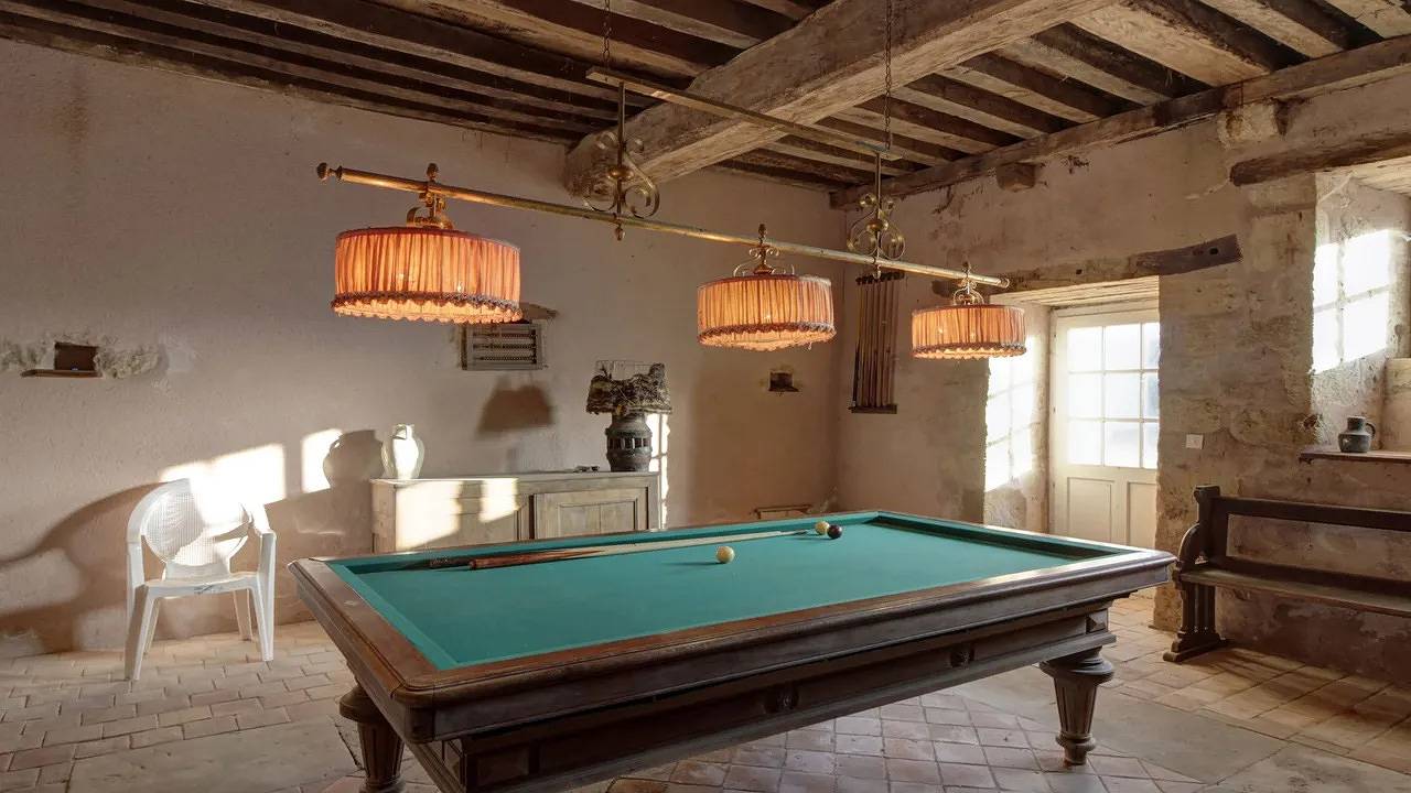 Ganze Ferienwohnung, Ferienwohnung für 8 Personen (220 m²) in Moussy in Nièvre