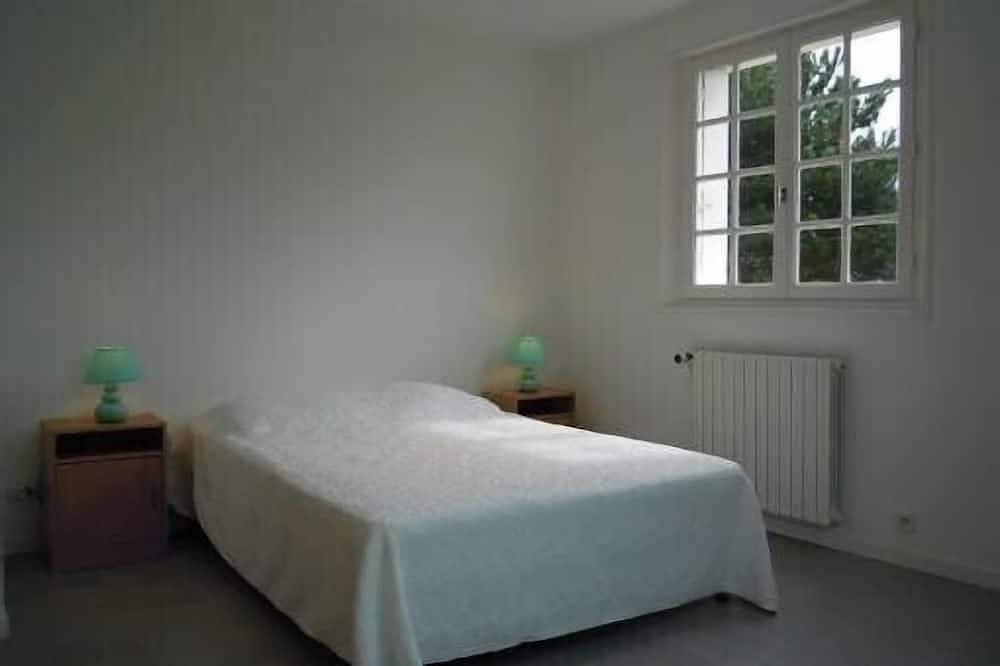Appartement entier, Appartement 90 m2, superbe vue sur mer et Tatihou, vaste jardin, proche plage in Saint-Vaast-la-Hougue, Région de Cherbourg