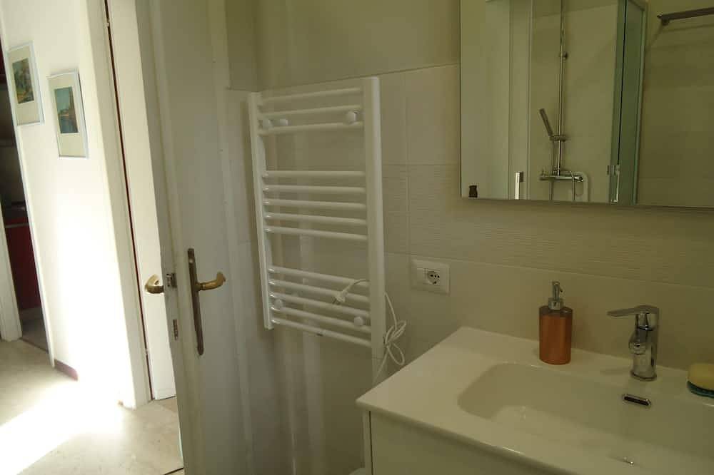 Detached villa with wonderful views of Lake Maggiore in Stresa, Comune di Stresa