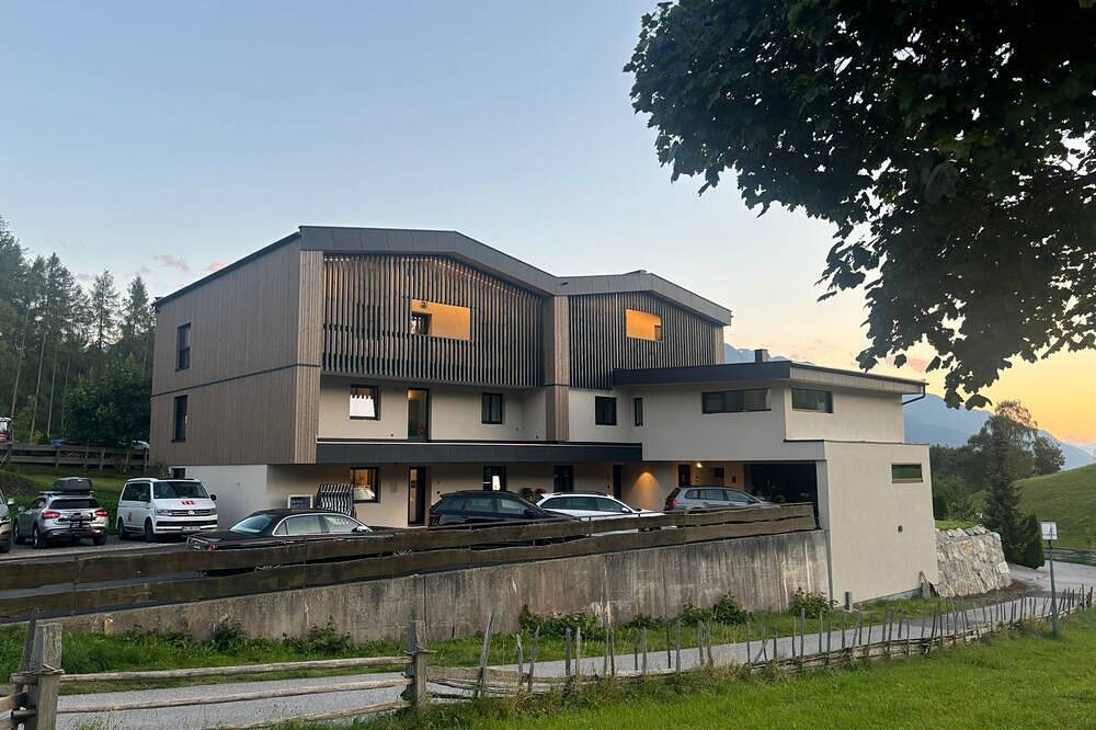 Ganze Wohnung, Studio S mit Garten oder Balkon in Mösern, Telfs