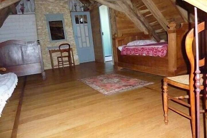 Gîte pour 14 personnes, avec jardin et jacuzzi à Eyzerac - 2