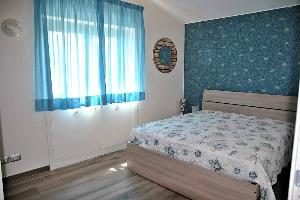 Appartamento intero, Casa Dinky  Attico con terrazza vista mare in Formia, Provincia di Latina