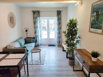 Gîte pour 4 personnes, avec vue et jardin, animaux acceptés à FA