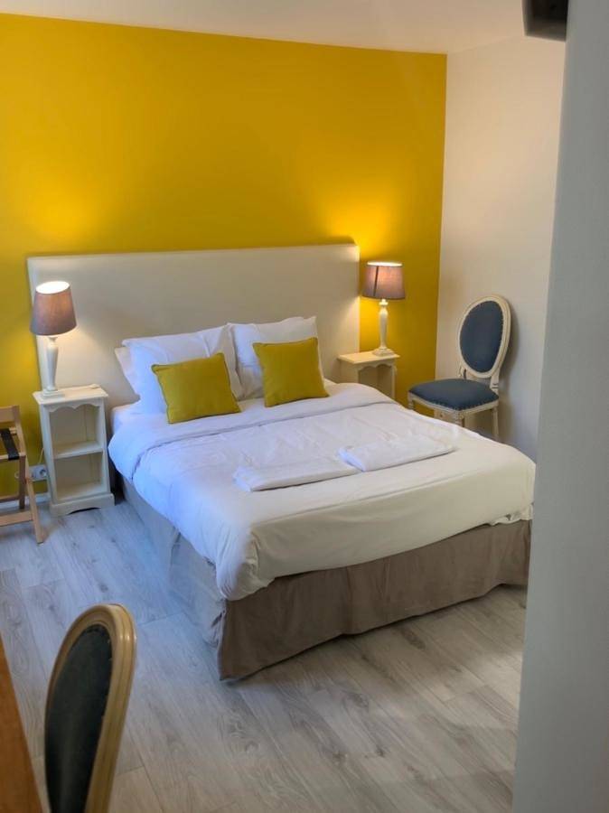 Hôtel pour 4 personnes, avec terrasse et vue, animaux acceptés