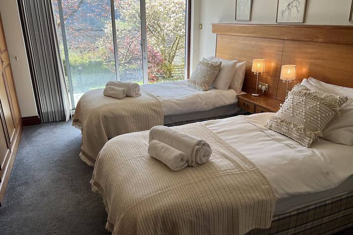 August Woche links!@ £ 1110! ...erstaunliche Aussicht vom Balkon Parkplatz Pool./ Spa Ambleside in Ambleside, Lake District