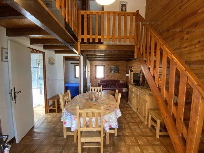 Chalet pour 6 personnes, avec Terrasse ainsi que Jardin et Vue sur le lac à Les Angles