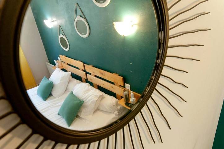 Hôtel pour 2 personnes, avec jacuzzi et terrasse à Fraisse-sur-Agout - 4