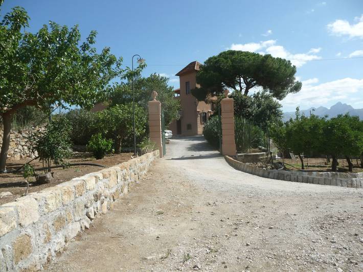 Casa vacanza per 2 persone, con Balcone e Terrazza nonché Giardino e Piscina a Porticello