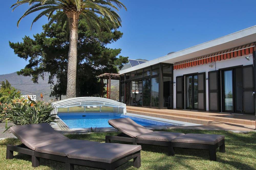 Casa Dos Dragos Ferienhaus mit Pool und Meerblick in Tajuya, El Paso
