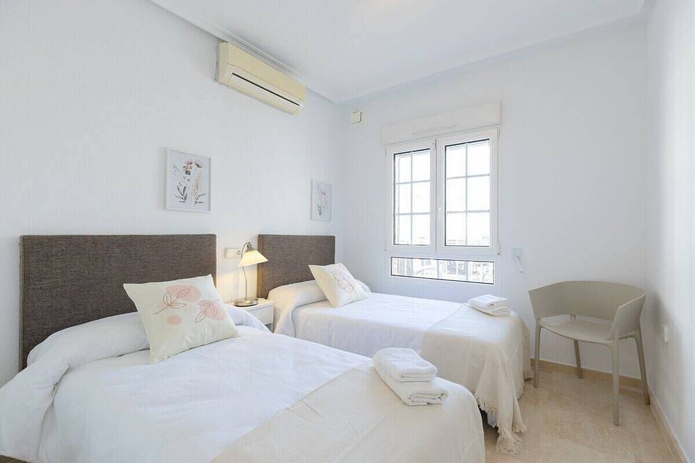 Infinity Haven by Fidalsa in Villamartín (Orihuela), Orihuela