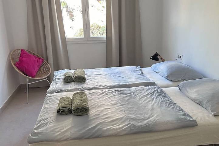Haus am Meer, Privatpool, Meerblick,Dachterrasse, Klima, WLAN,sep. Studio in Cala Serena, Felanitx