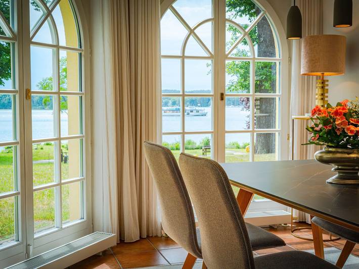 Ferienwohnung für 4 Personen, mit Terrasse und Garten sowie Seeblick in Bad Saarow