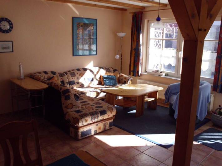 Ferienwohnung für 2 Personen, mit Garten und Terrasse, kinderfreundlich im Unstrut-Hainich-Kreis