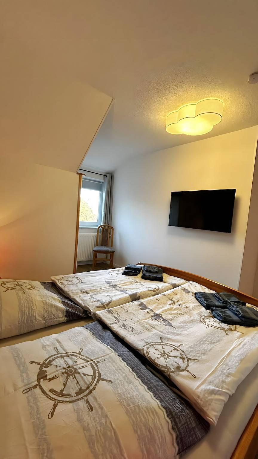 Ganze Wohnung, Fewo Godewind, in der Mitte der Hallig, direkt am Meer, Entspannung und Ruhe pur! in Langeneß, Halligen