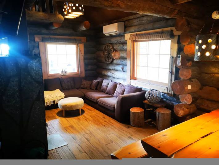 Ganzes Studio, Comfy Cabin Retreat for 8 | Hot Tub & Sauna in Toivakka, Mittelfinnland
