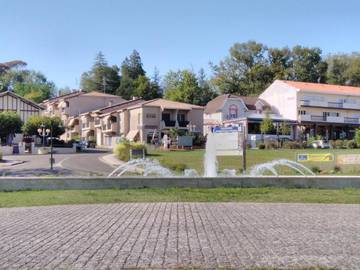 Gîte pour 2 personnes, avec vue et terrasse, animaux acceptés à Barbotan les Thermes