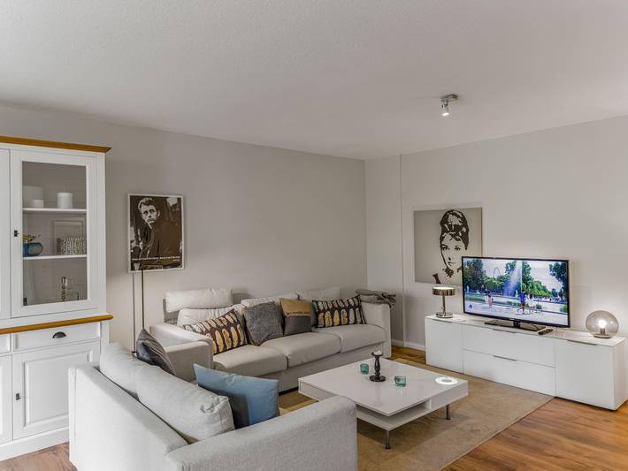 Ferienwohnung für 3 Personen, mit Balkon und Sauna in der Lübeck