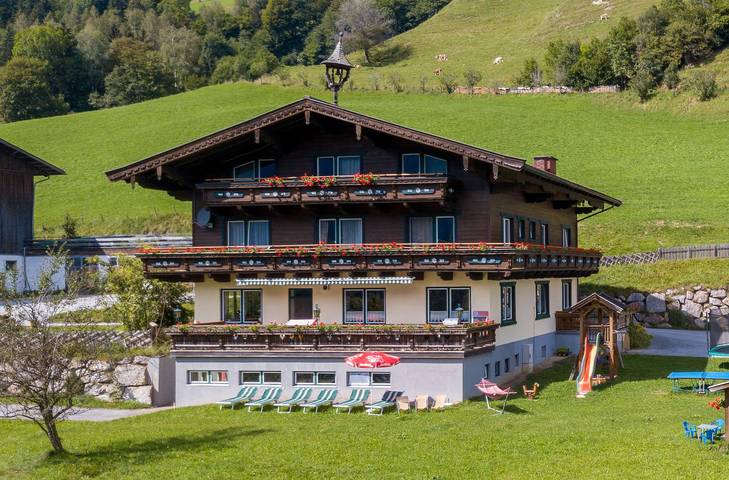 Ganze Ferienwohnung, Doppelzimmer Nr. 3, 2. Stock in Goldegg, Ski Amadé
